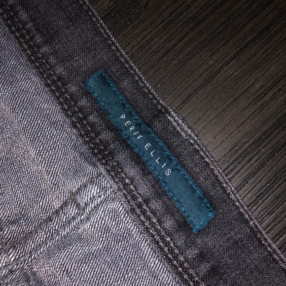 USED (Mens) 34x32 Perry Ellis Pants - Picture 2 of 5